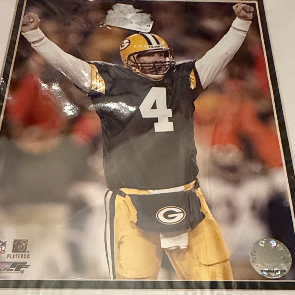 Brett Favre Green Bay Packers Framed Photo with Green Bay Stamp Nov 29 2004 - Picture 4 of 8